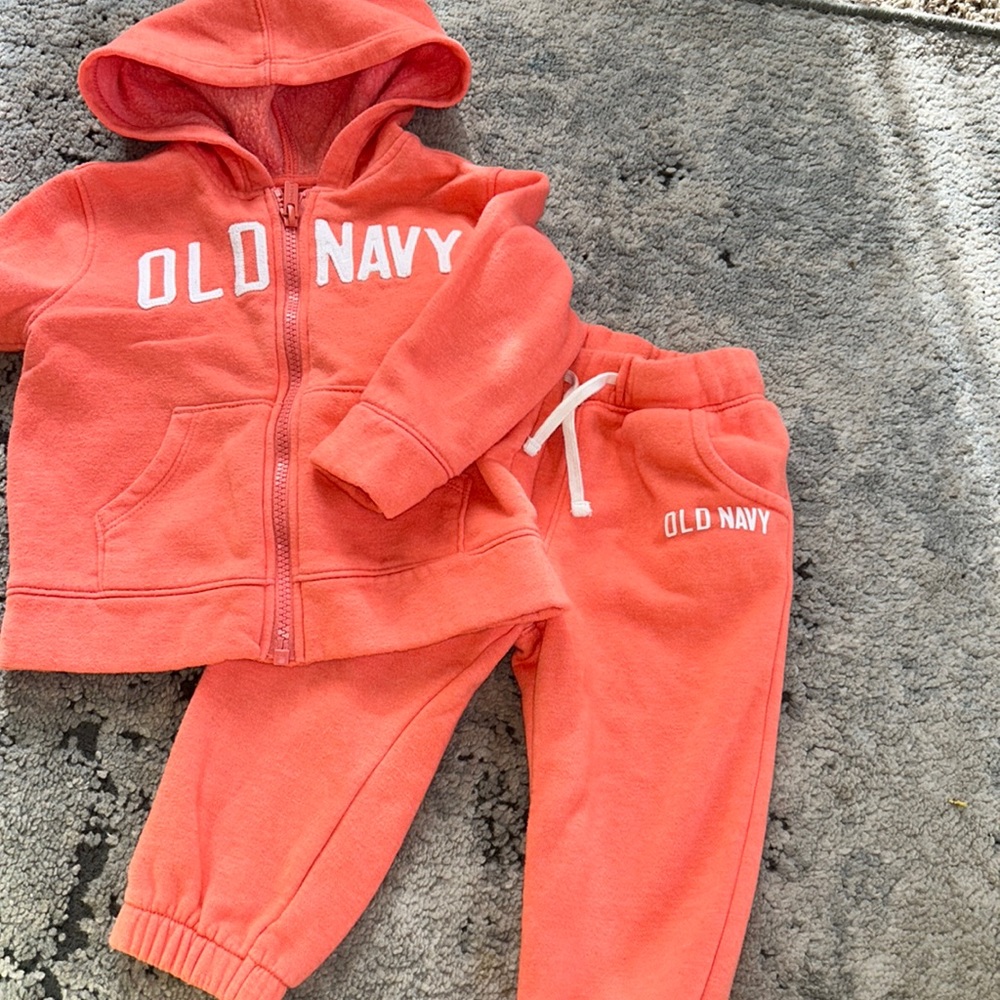 Old Navy Jogger Set